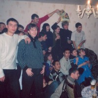 Туса реальная, люди называется работать приехали. На самом деле в этой трешке было 30 человек!
